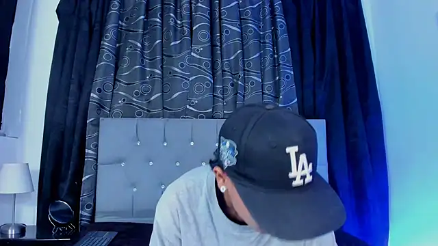 nova sex01 online show from March 19, 8:12 am