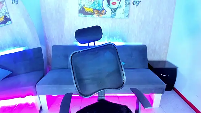 Snapshot of nova_sex01 chatting on February 11, 5:18 am nova sex01 online show from February 11, 5:18 am