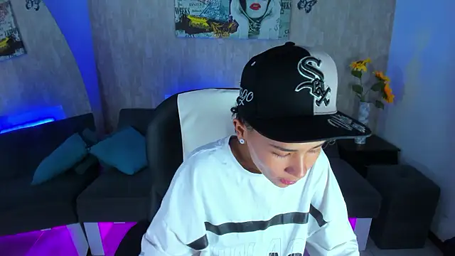 Snapshot of nova_sex01 chatting on March 3, 4:52 am nova sex01 online show from March 3, 4:52 am