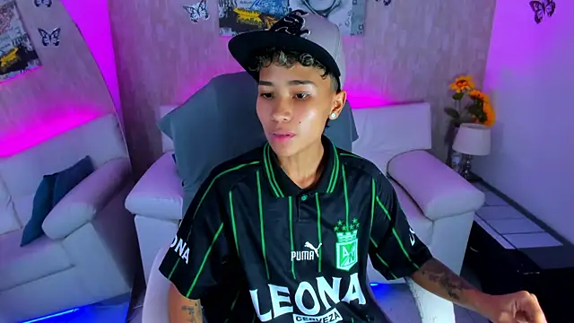 Snapshot of nova_sex01 chatting on January 14, 1:31 am nova sex01 online show from January 14, 1:31 am