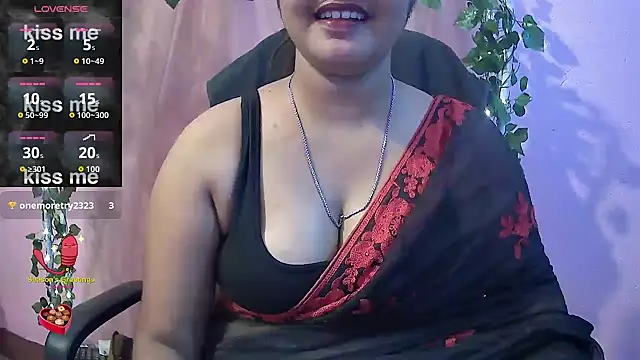 Snapshot of Pari-new chatting on May 16, 4:22 am Pari-new online show from May 16, 4:22 am