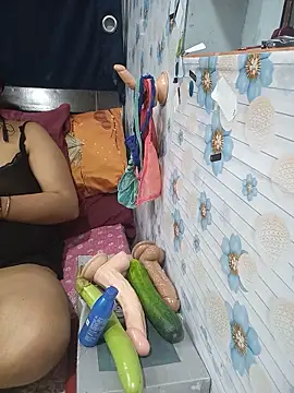 Snapshot of tina8th chatting on June 14, 4:41 pm tina8th online show from June 14, 4:41 pm