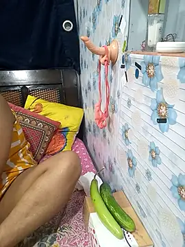 tina8th online show from January 31, 7:56 pm