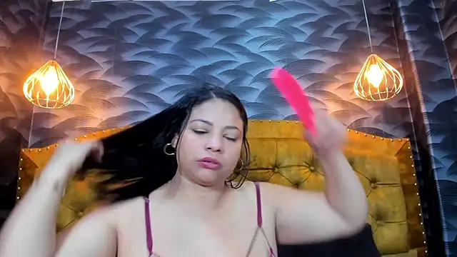 NahomiFireSex online show from May 4, 1:47 pm