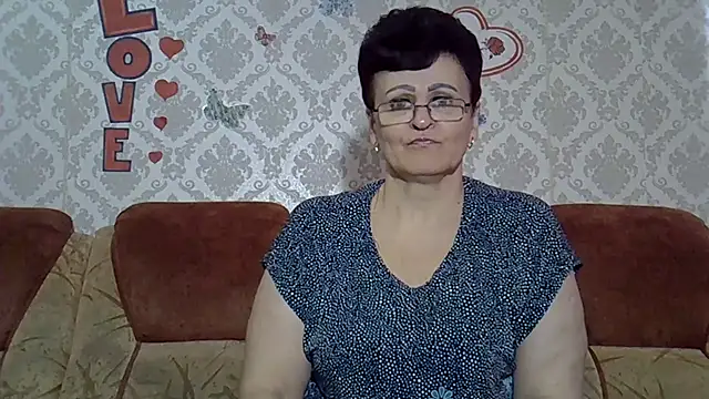 PaulaGolden online show from October 16, 9:17 am