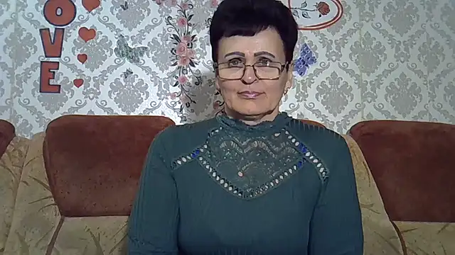 PaulaGolden online show from April 30, 6:59 pm