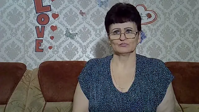 PaulaGolden online show from December 14, 3:06 pm