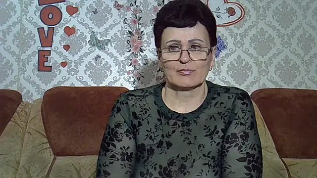 PaulaGolden online show from March 18, 6:31 pm