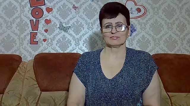 PaulaGolden online show from December 22, 5:02 pm