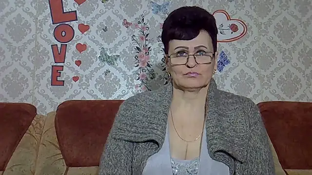 PaulaGolden online show from February 8, 5:21 pm