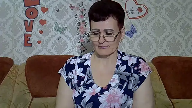 PaulaGolden online show from May 21, 6:16 pm