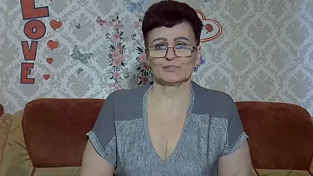 PaulaGolden online show from June 16, 5:02 pm