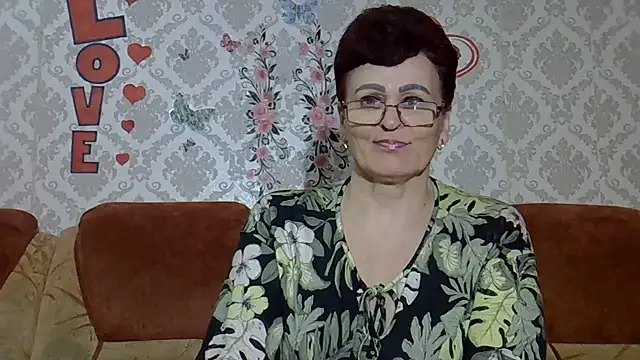 PaulaGolden online show from July 4, 7:29 pm