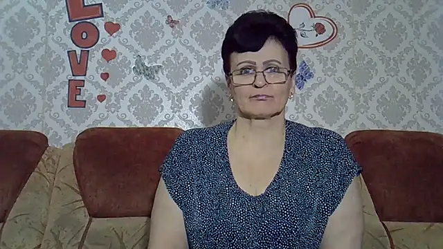 PaulaGolden online show from December 4, 7:40 am