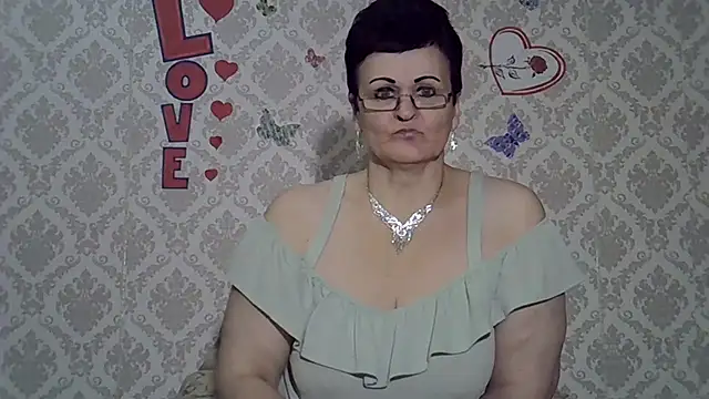 PaulaGolden online show from December 9, 3:22 pm