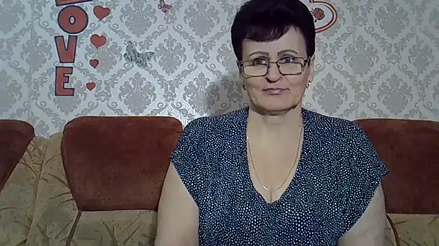 PaulaGolden online show from December 2, 8:27 am