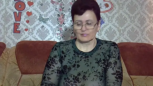 PaulaGolden online show from March 10, 7:45 am