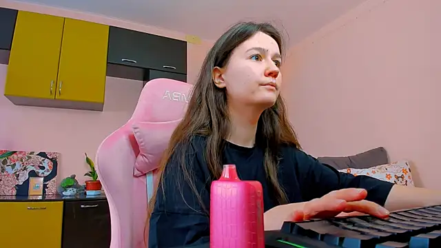 Snapshot of ameli_moon chatting on September 27, 11:05 am ameli moon online show from September 27, 11:05 am