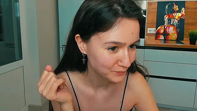 Snapshot of ameli_moon chatting on December 15, 8:04 pm ameli moon online show from December 15, 8:04 pm