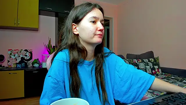 Snapshot of ameli_moon chatting on November 28, 5:35 pm ameli moon online show from November 28, 5:35 pm