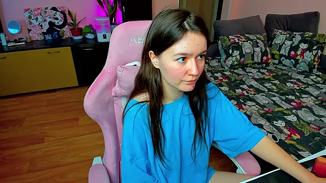 Snapshot of ameli_moon chatting on November 20, 11:44 am ameli moon online show from November 20, 11:44 am