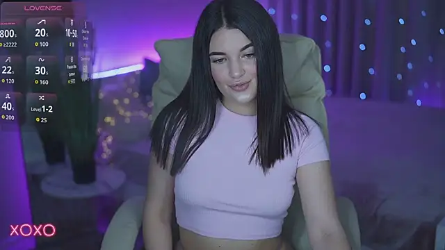 YourLolaBunny online show from September 20, 5:51 pm