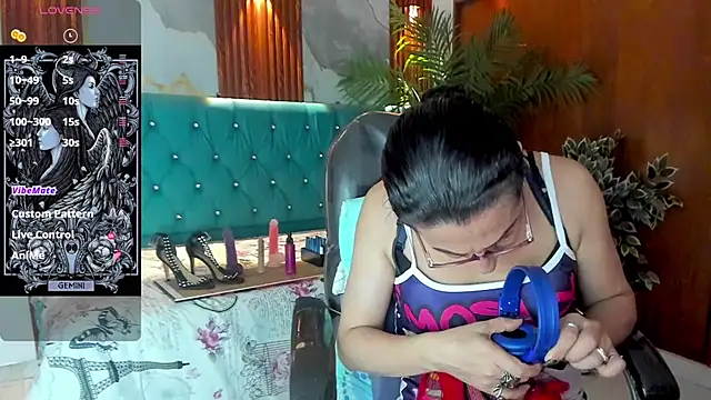 sabrina dupont online show from December 21, 1:24 pm