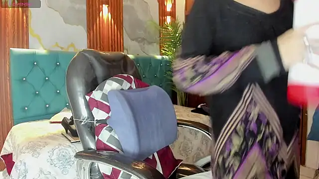 sabrina dupont online show from April 14, 1:05 pm