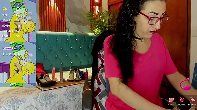 Snapshot of sabrina_dupont chatting on July 16, 12:13 pm sabrina dupont online show from July 16, 12:13 pm