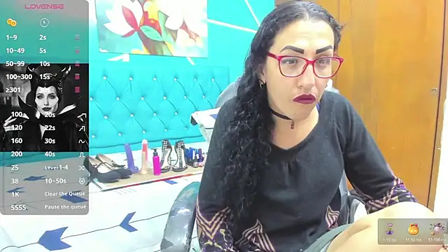 sabrina dupont online show from October 28, 1:10 pm