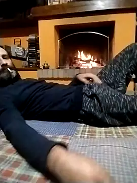 Snapshot of HastLuster chatting on November 16, 10:13 pm HastLuster online show from November 16, 10:13 pm