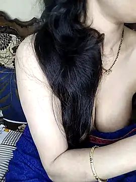 Snapshot of Fair-magic-woman chatting on February 11, 10:53 pm Fair-magic-woman online show from February 11, 10:53 pm