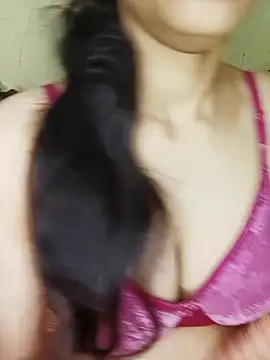 Snapshot of Fair-magic-woman chatting on October 9, 10:21 pm Fair-magic-woman online show from October 9, 10:21 pm