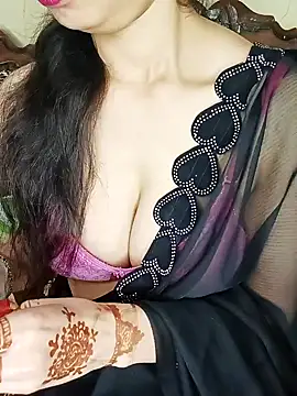 Snapshot of Fair-magic-woman chatting on October 10, 7:36 pm Fair-magic-woman online show from October 10, 7:36 pm