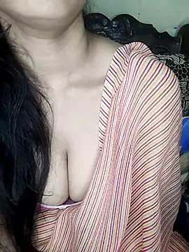 Snapshot of Fair-magic-woman chatting on December 3, 8:08 pm Fair-magic-woman online show from December 3, 8:08 pm