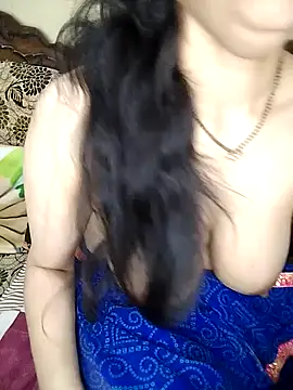 Snapshot of Fair-magic-woman chatting on February 23, 8:42 pm Fair-magic-woman online show from February 23, 8:42 pm