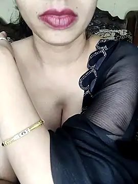 Snapshot of Fair-magic-woman chatting on November 22, 6:18 pm Fair-magic-woman online show from November 22, 6:18 pm