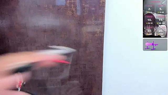 Snapshot of zoi_jazmin chatting on December 23, 4:12 am zoi jazmin online show from December 23, 4:12 am