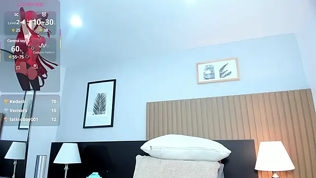 Snapshot of zoi_jazmin chatting on March 2, 6:24 pm zoi jazmin online show from March 2, 6:24 pm