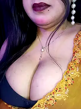 Suhanakhan00 online show from March 2, 2:58 pm