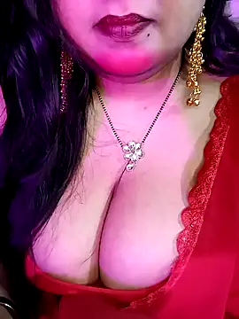 Suhanakhan00 online show from February 8, 10:02 am