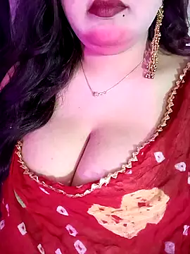 Suhanakhan00 online show from May 28, 7:09 pm