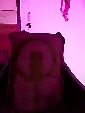 Suhanakhan00 online show from December 22, 7:41 am