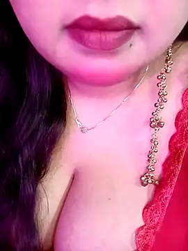 Suhanakhan00 online show from March 7, 6:20 am