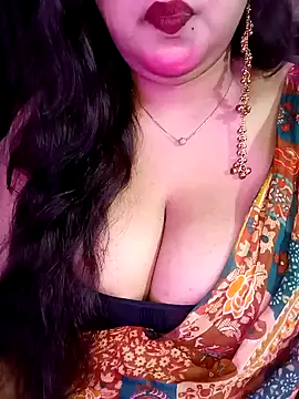 Suhanakhan00 online show from March 10, 5:44 am