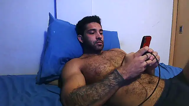 Snapshot of macho_fit chatting on April 27, 6:50 pm macho fit online show from April 27, 6:50 pm
