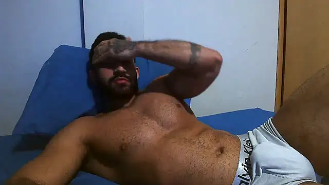 Snapshot of macho_fit chatting on May 26, 3:48 am macho fit online show from May 26, 3:48 am