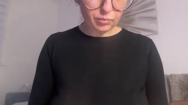 Serena 4you online show from February 14, 5:35 pm