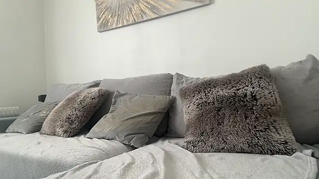 Serena 4you online show from March 29, 3:13 pm