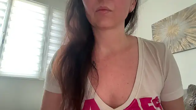 Serena 4you online show from April 26, 6:05 pm